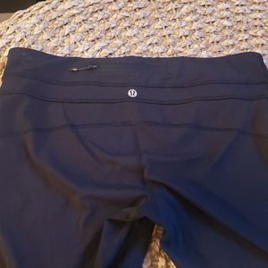 Lululemon leggings black